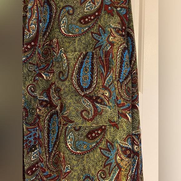 BNWT Rickie’s Patterned Collared
Shirt Medium - Picture 8 of 12